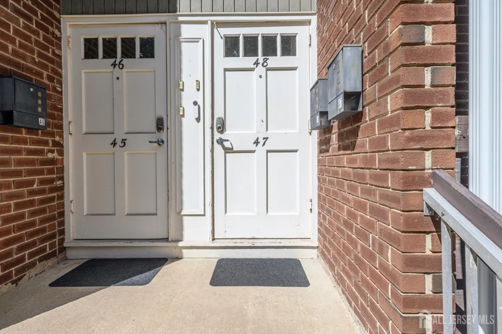 18 Deanna Drive #47 Hillsborough, NJ 08844