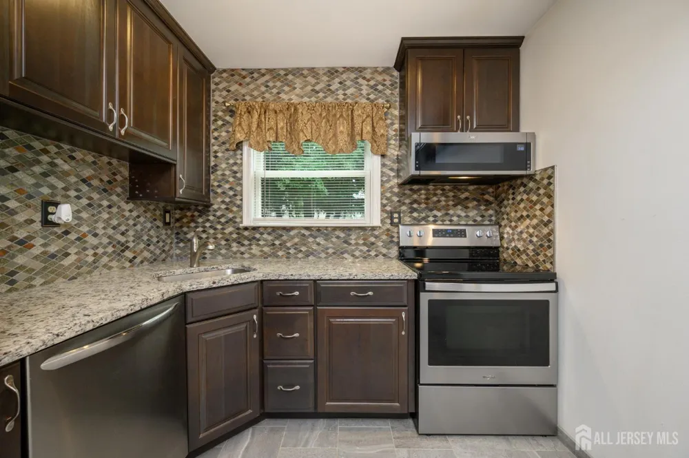 18 Deanna Drive #47 Hillsborough, NJ 08844