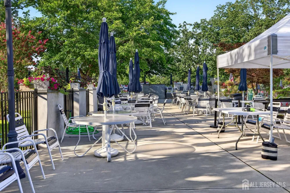 976 Aberdeen Drive Lakewood, NJ 08701