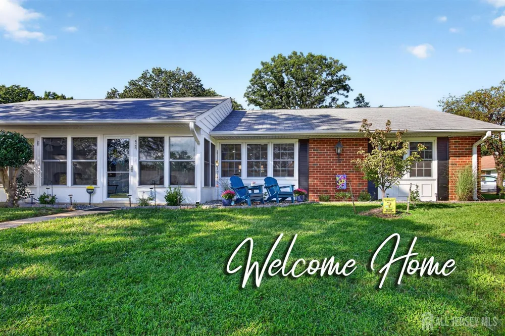 976 Aberdeen Drive Lakewood, NJ 08701