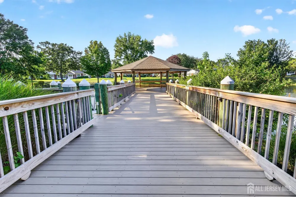 976 Aberdeen Drive Lakewood, NJ 08701