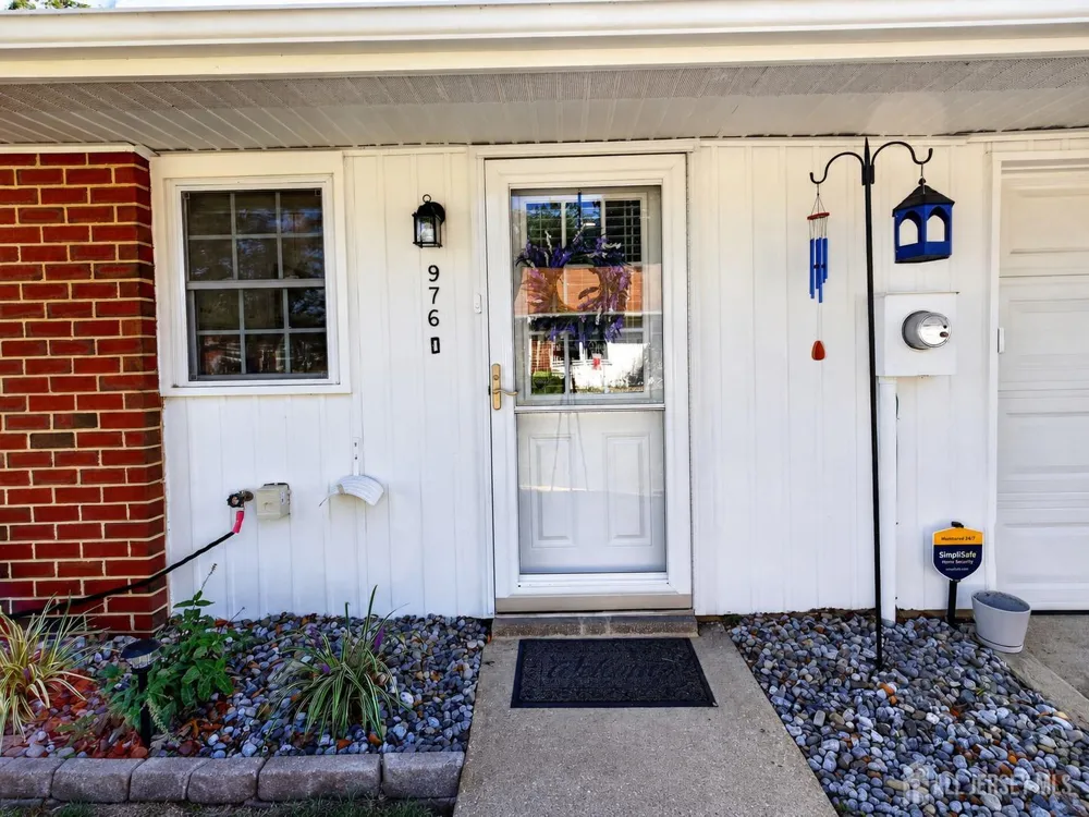 976 Aberdeen Drive Lakewood, NJ 08701