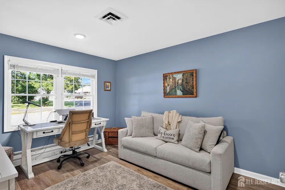 976 Aberdeen Drive Lakewood, NJ 08701