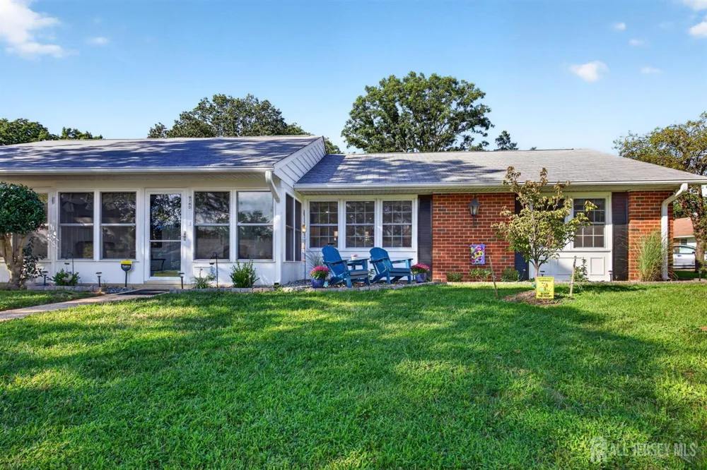 976 Aberdeen Drive Lakewood, NJ 08701