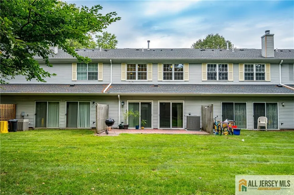 45 Morgan Place #45 East Brunswick, NJ 08816