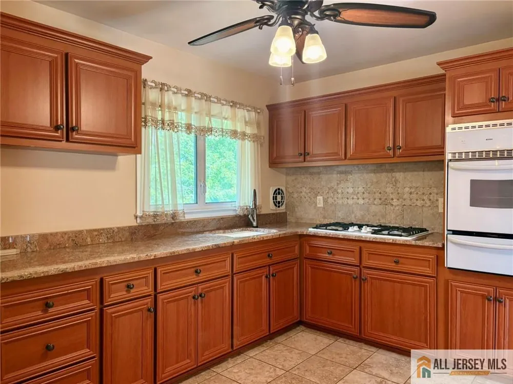 35 Wellington Road East Brunswick, NJ 08816