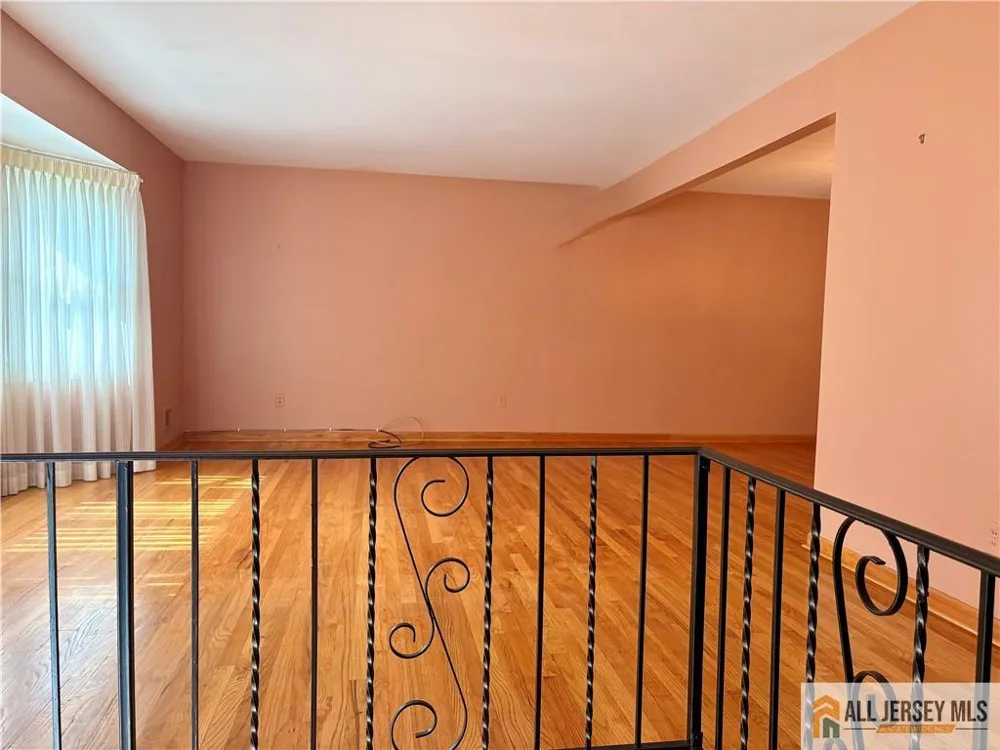 35 Wellington Road East Brunswick, NJ 08816