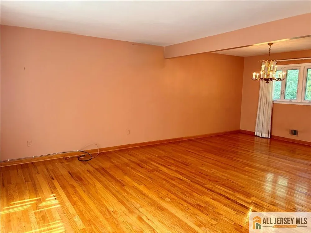 35 Wellington Road East Brunswick, NJ 08816