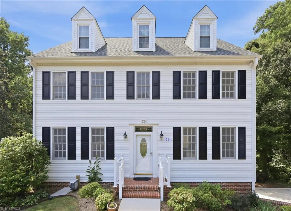 25 Saint Andrews Court Durham, NC 27707