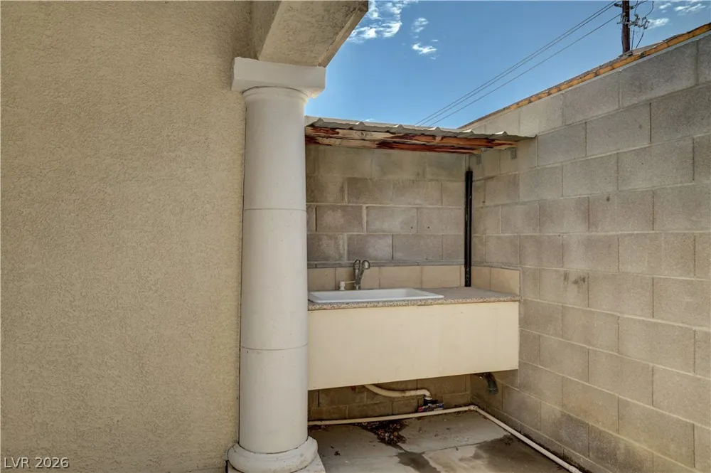 1207 Jarbridge Road Las Vegas, NV 89110