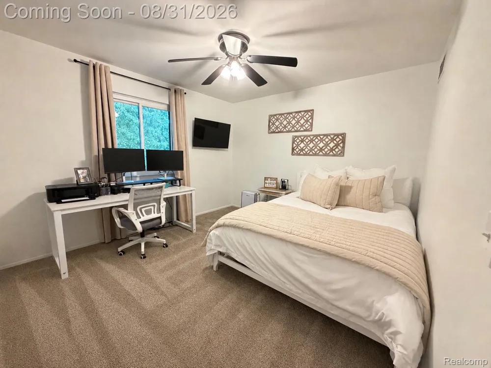 3786 Hazelton Avenue Rochester Hills City, MI 48307
