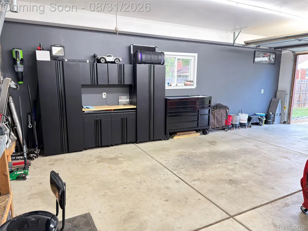 3786 Hazelton Avenue Rochester Hills City, MI 48307