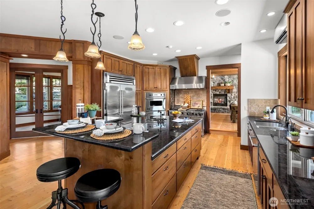 744 Loveland Avenue Mukilteo, WA 98275