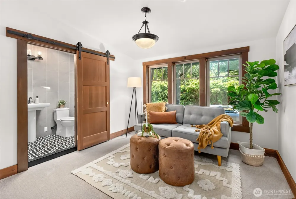 744 Loveland Avenue Mukilteo, WA 98275