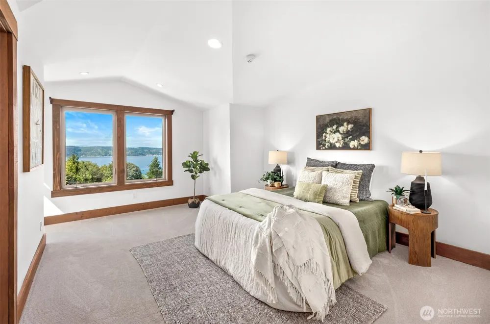 744 Loveland Avenue Mukilteo, WA 98275