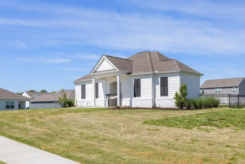 907 Harper Lndg Chapel Hill, TN 37034