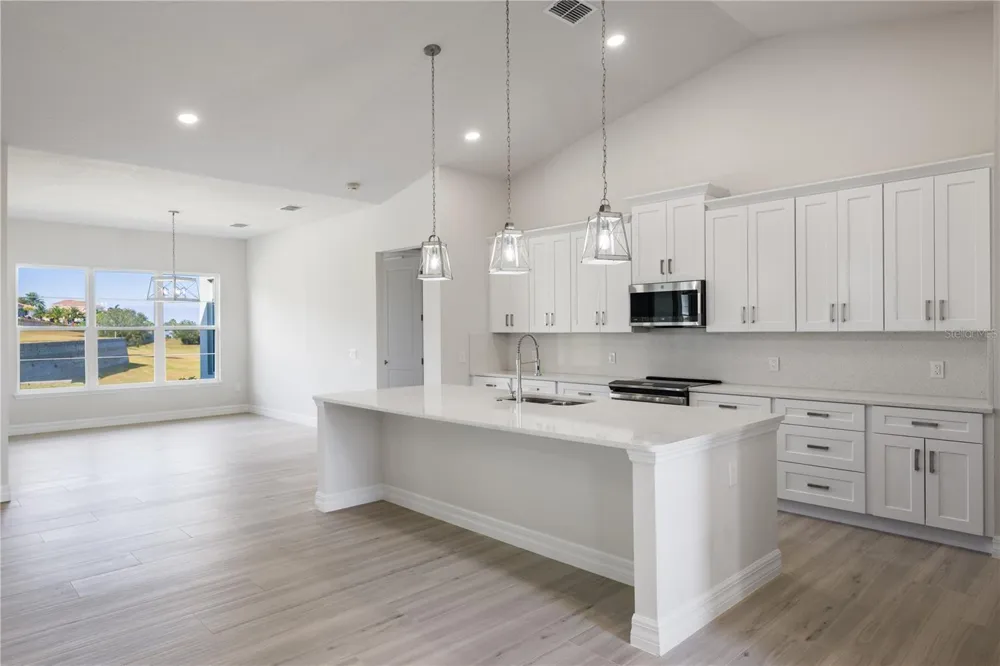 208 SNOWY ORCHID WAY Lake Alfred, FL 33850