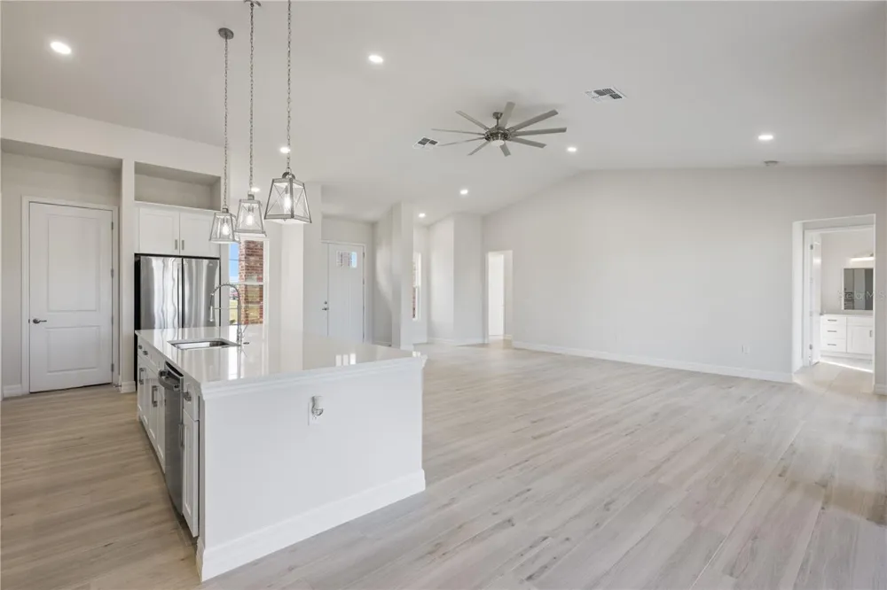 208 SNOWY ORCHID WAY Lake Alfred, FL 33850