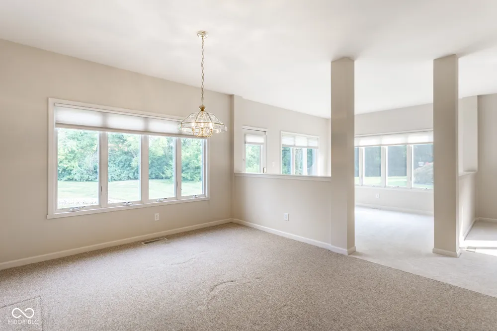 1392 Heron Ridge Greenwood, IN 46143