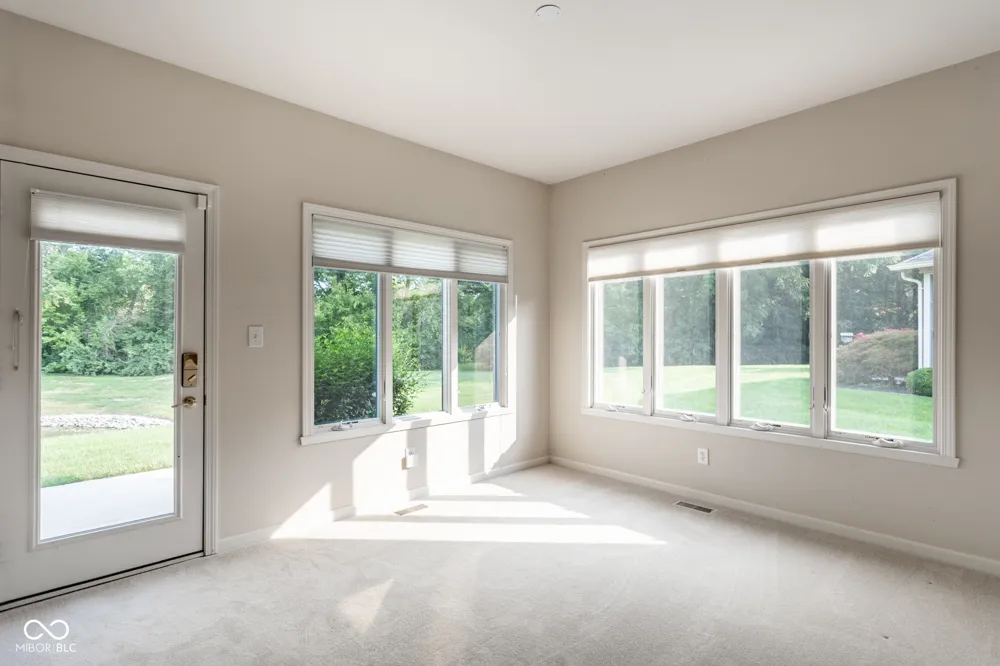 1392 Heron Ridge Greenwood, IN 46143