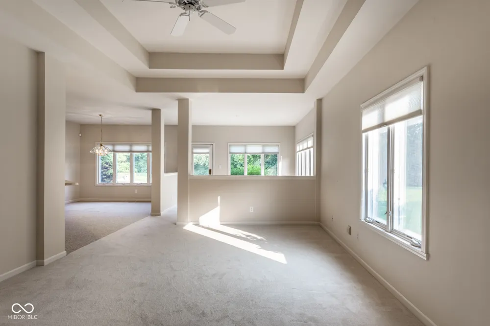 1392 Heron Ridge Greenwood, IN 46143