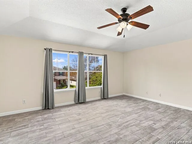 5512 Saffron Way Leon Valley, TX 78238