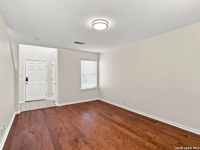 5512 Saffron Way Leon Valley, TX 78238
