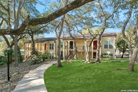 8702 VILLAGE DR Unit 302