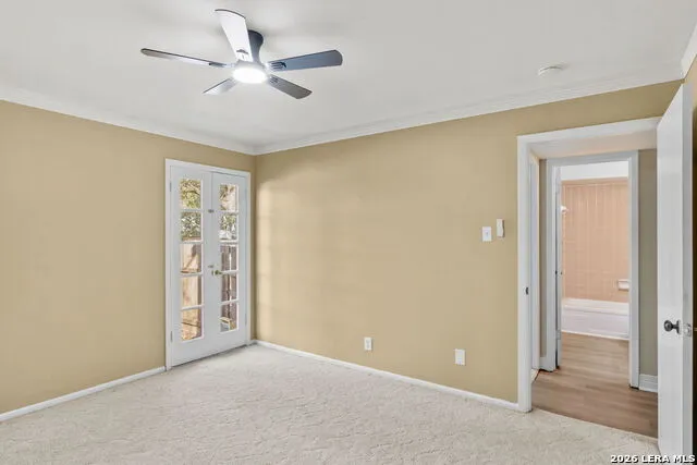 8702 VILLAGE DR Unit 302 San Antonio, TX 78217