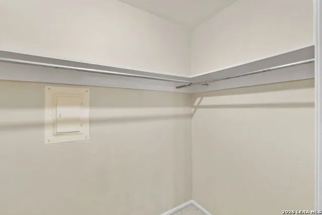 8702 VILLAGE DR Unit 302 San Antonio, TX 78217