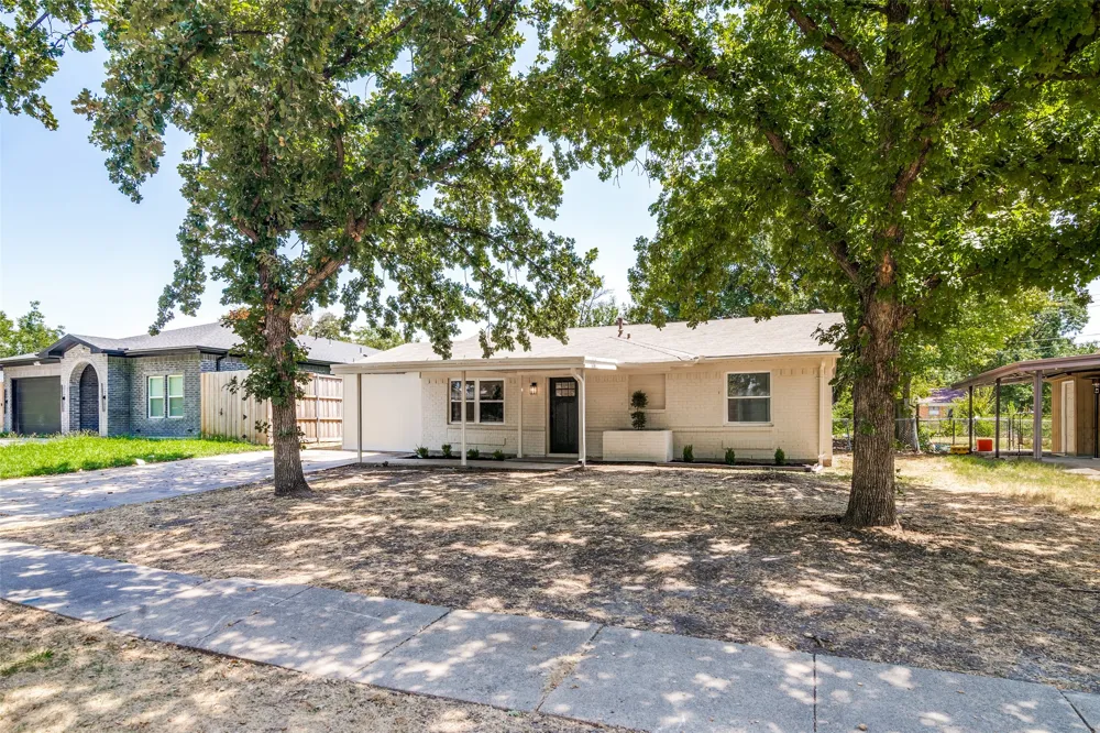 201 Mapleridge Drive Rockwall, TX 75032