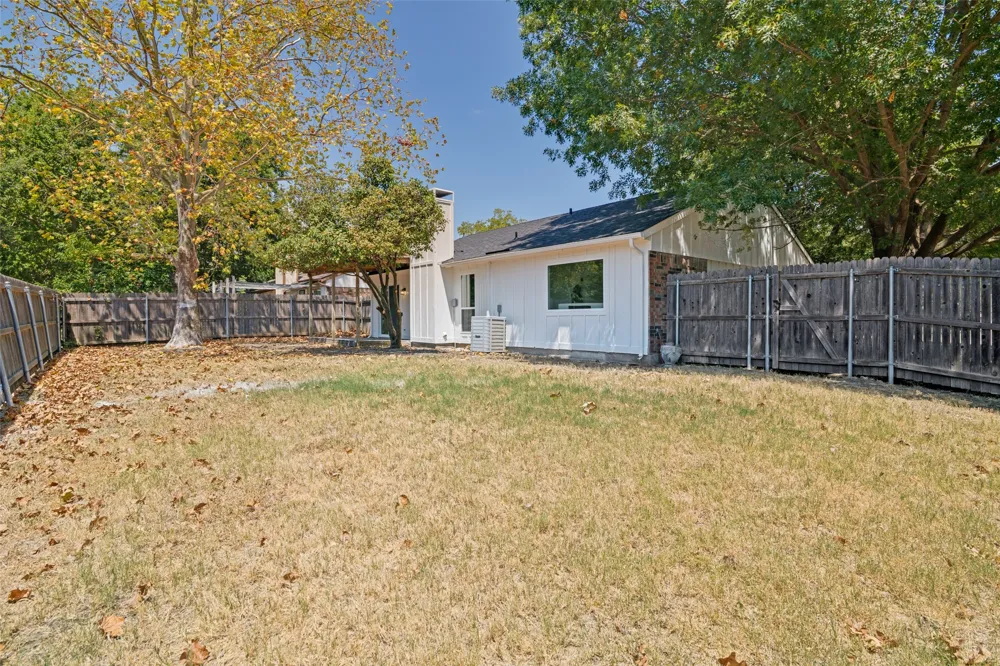 201 Mapleridge Drive Rockwall, TX 75032