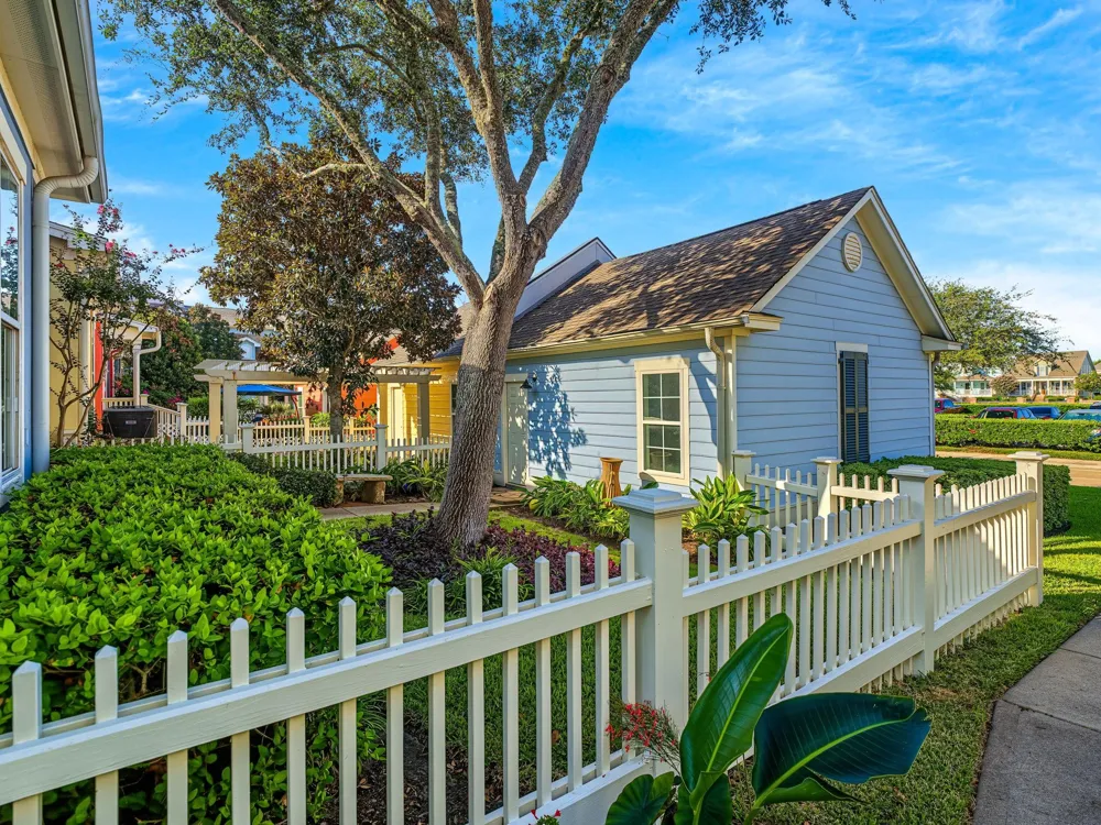 109 Island Psge Passage Galveston, TX 77554