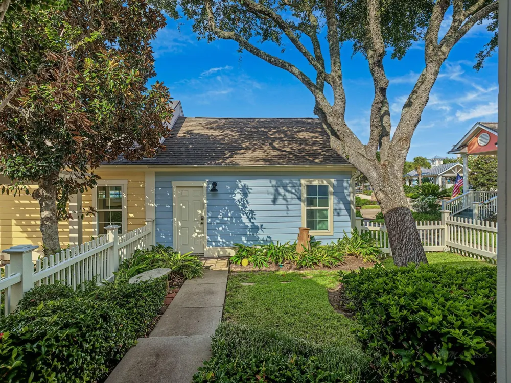109 Island Psge Passage Galveston, TX 77554