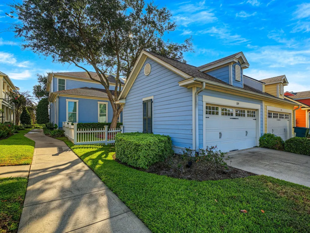 109 Island Psge Passage Galveston, TX 77554