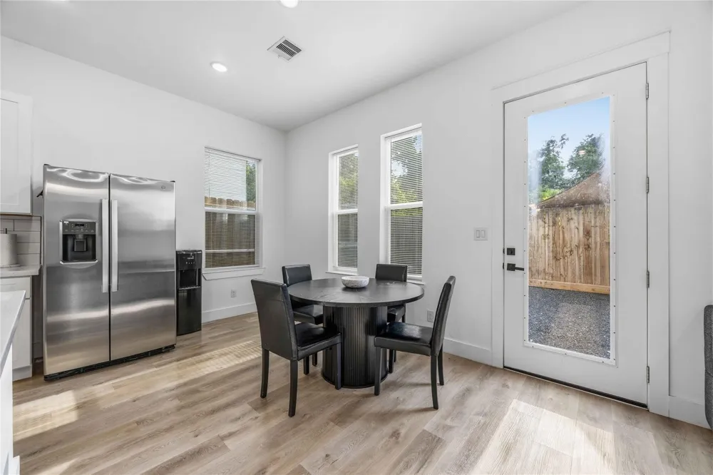 2337 Paul Quinn Street Houston, TX 77091