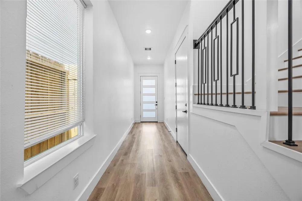 2337 Paul Quinn Street Houston, TX 77091