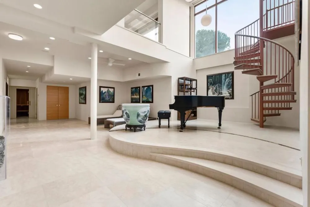 11481 Magdalena Road Los Altos Hills, CA 94024