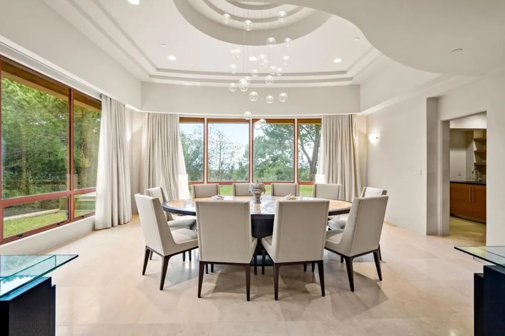 11481 Magdalena Road Los Altos Hills, CA 94024