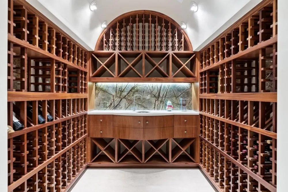 11481 Magdalena Road Los Altos Hills, CA 94024