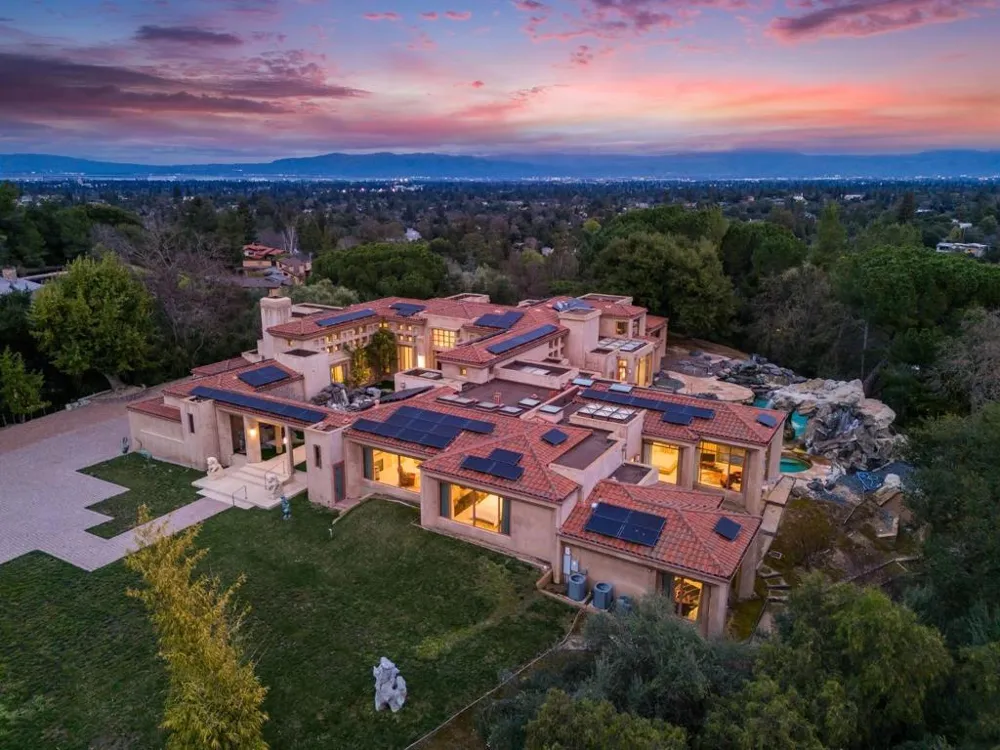 11481 Magdalena Road Los Altos Hills, CA 94024