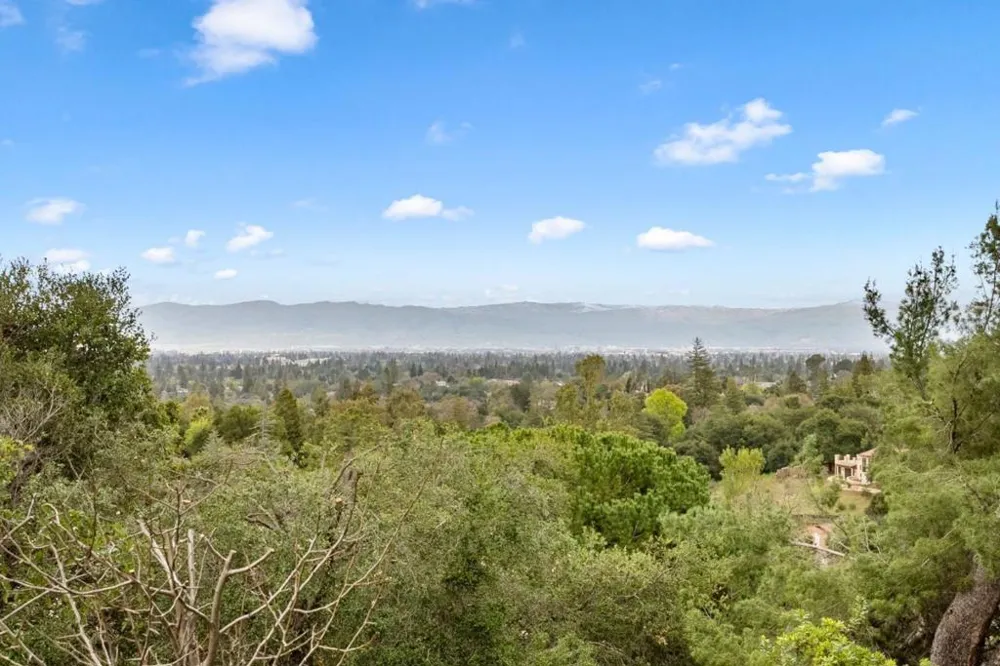 11481 Magdalena Road Los Altos Hills, CA 94024