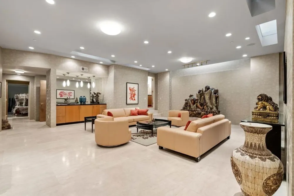 11481 Magdalena Road Los Altos Hills, CA 94024
