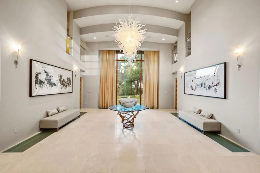 11481 Magdalena Road Los Altos Hills, CA 94024