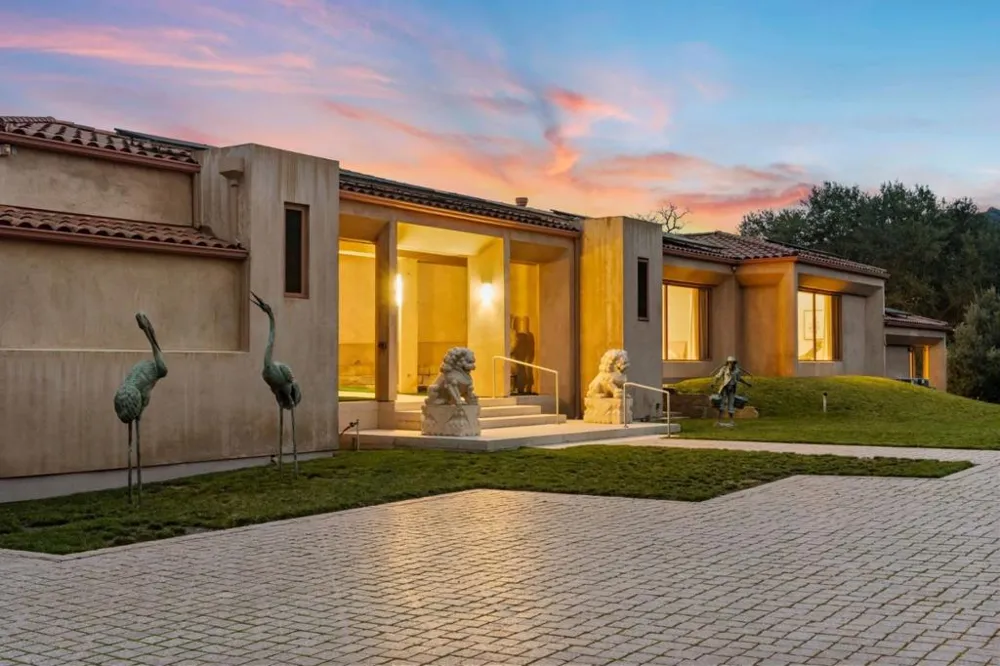 11481 Magdalena Road Los Altos Hills, CA 94024