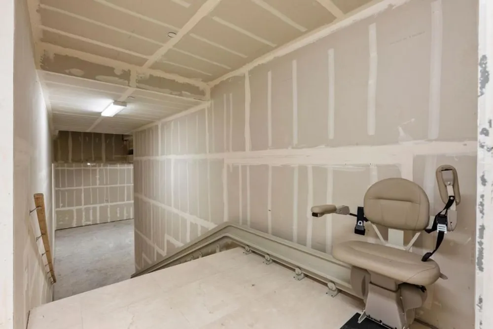 11481 Magdalena Road Los Altos Hills, CA 94024