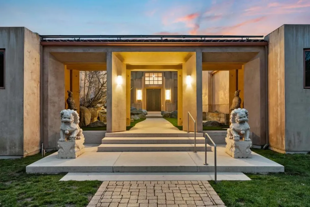 11481 Magdalena Road Los Altos Hills, CA 94024