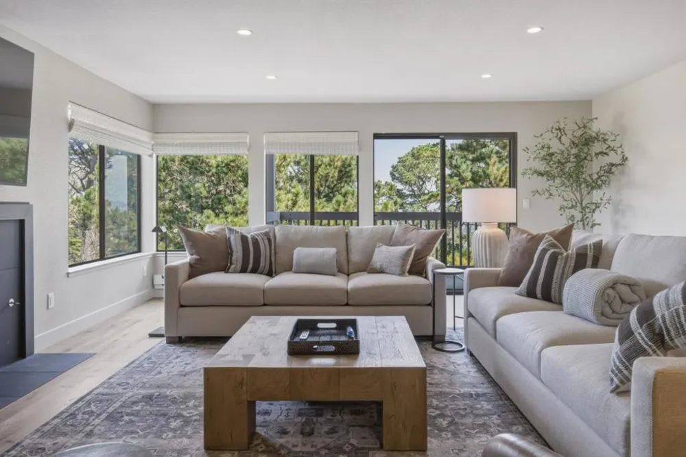 41 Shepherd's Pebble Beach, CA 93953