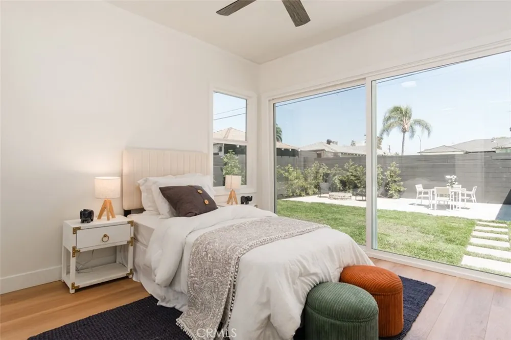3810 Olmsted Avenue Los Angeles, CA 90008