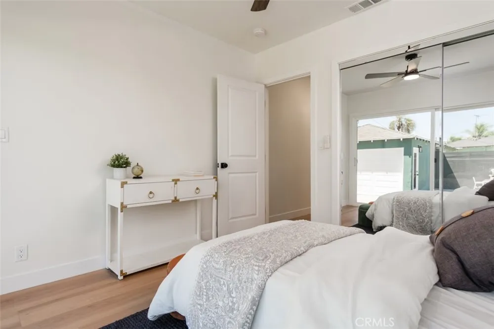 3810 Olmsted Avenue Los Angeles, CA 90008